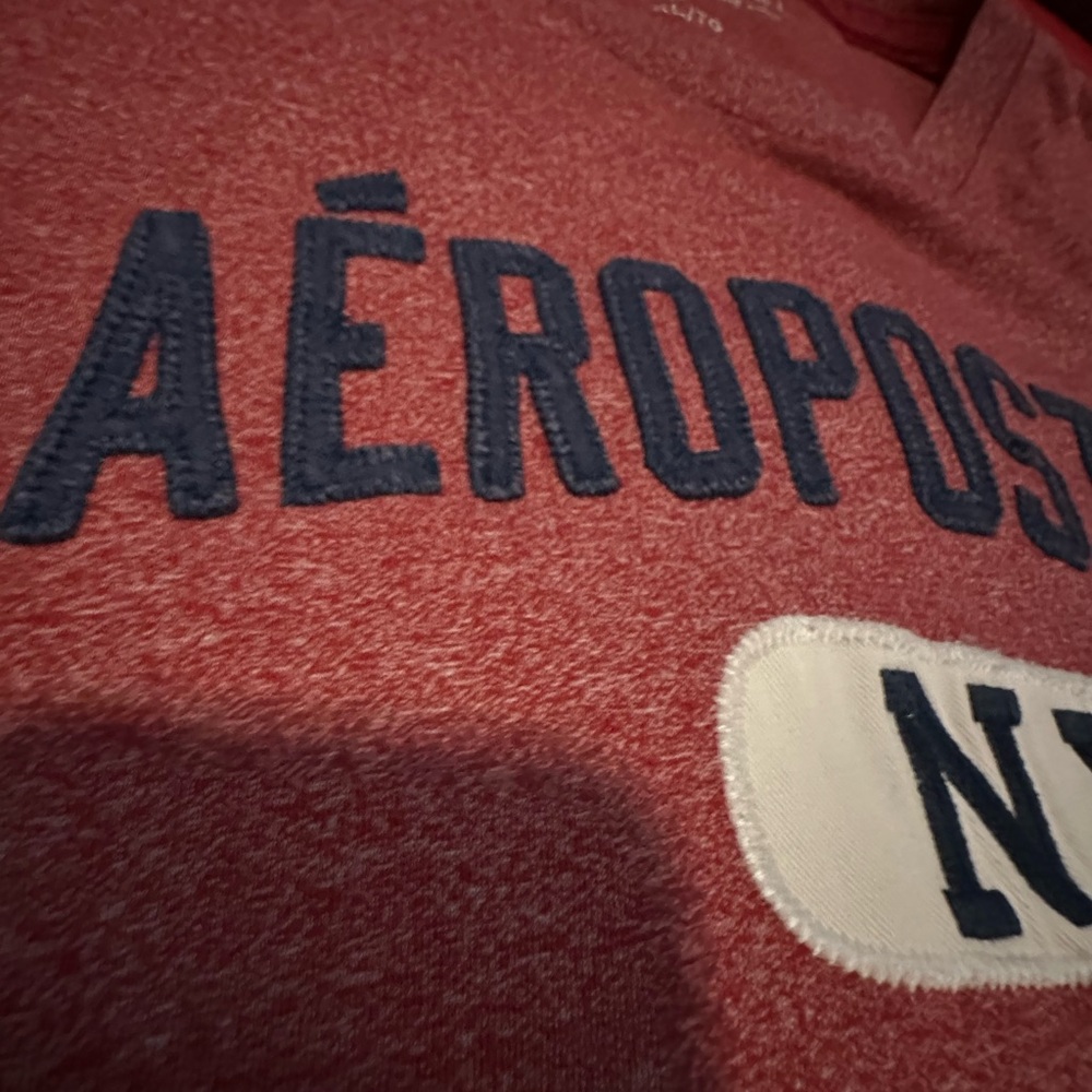 Aeropostale "Aeropostale NY EST. 1987" Short Sleeve Tee - Picture 4 of 8